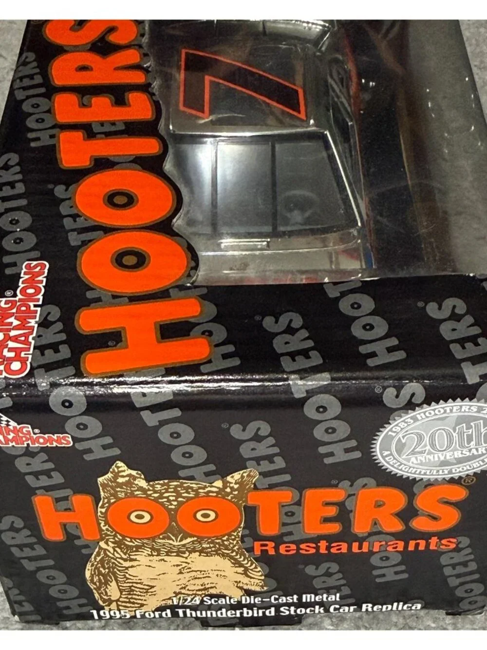 2003 Alan Kulwicki #7 Racing Champions Hooters Ford Thunderbird 1:24 Diecast